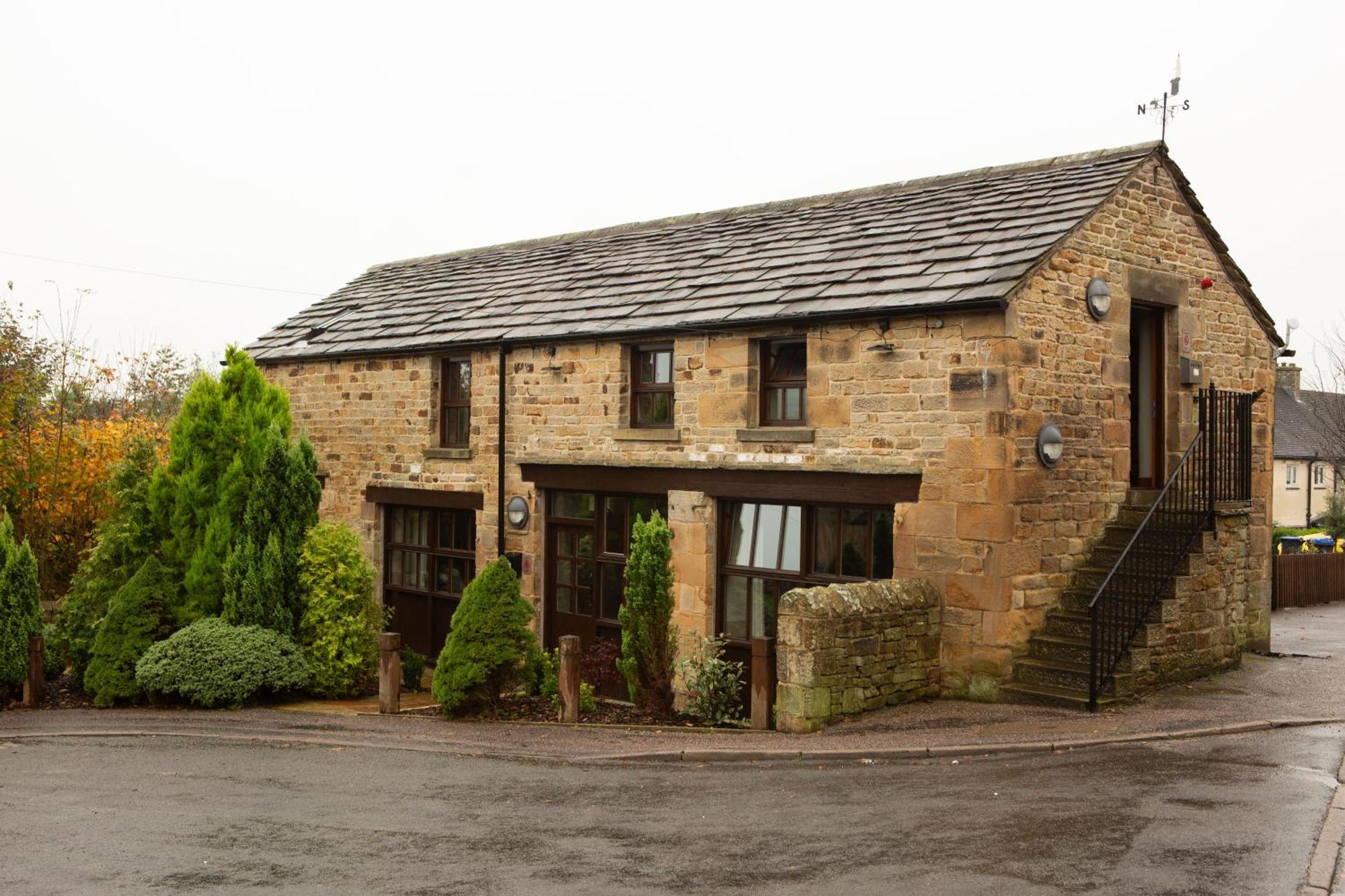 Bed and Breakfast Ye Olde Cheshire Cheese Longnor  Экстерьер фото